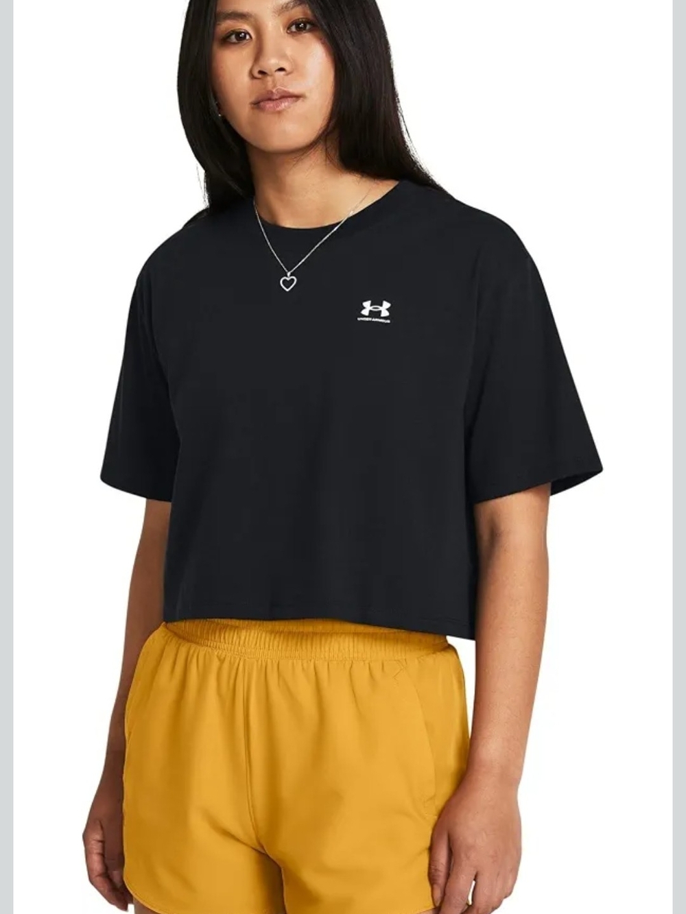 Under Armour Black Cropped Logo Tee - Short Sleeve